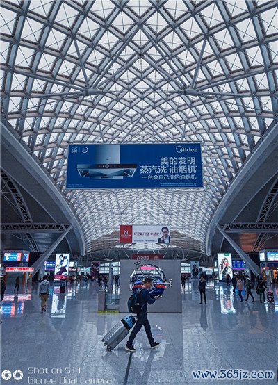 拥抱大海，尽享奢华尊贵